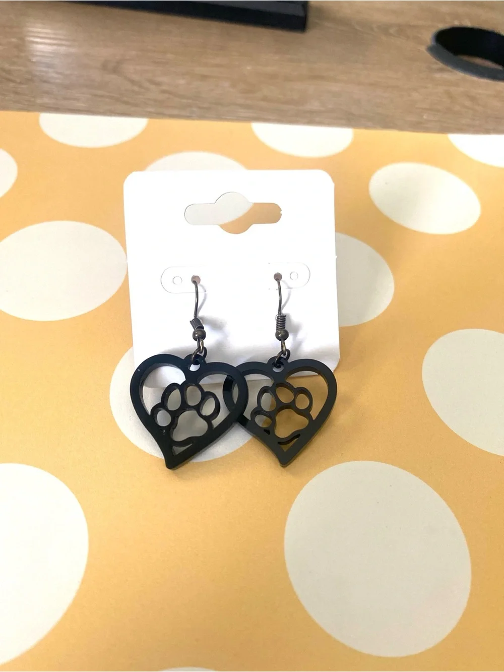 Black Heart Paw Dangle Earrings for Pet Lovers - Classic Black